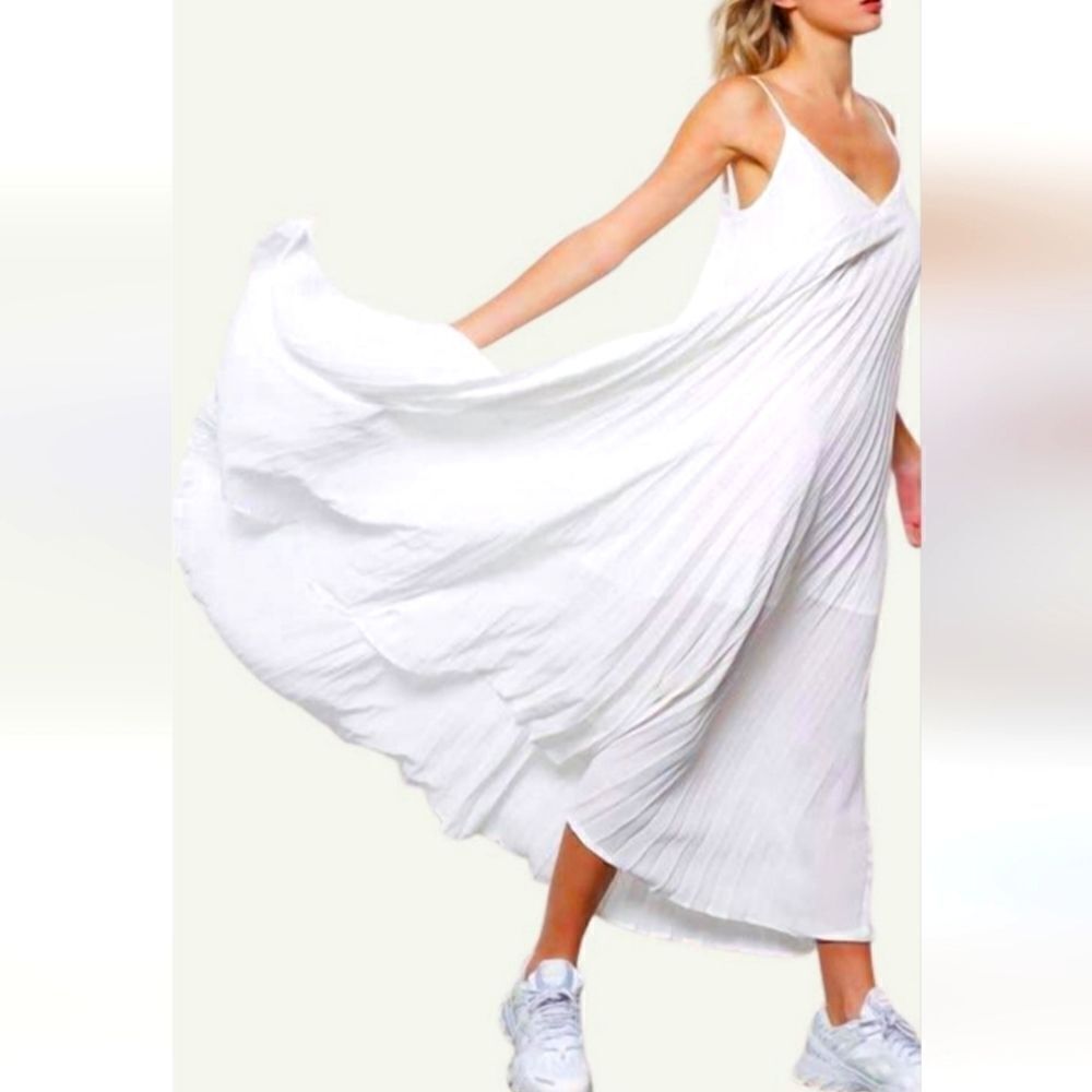 NWT AMYLYNN Lamu Pleated Chiffon Long Dress